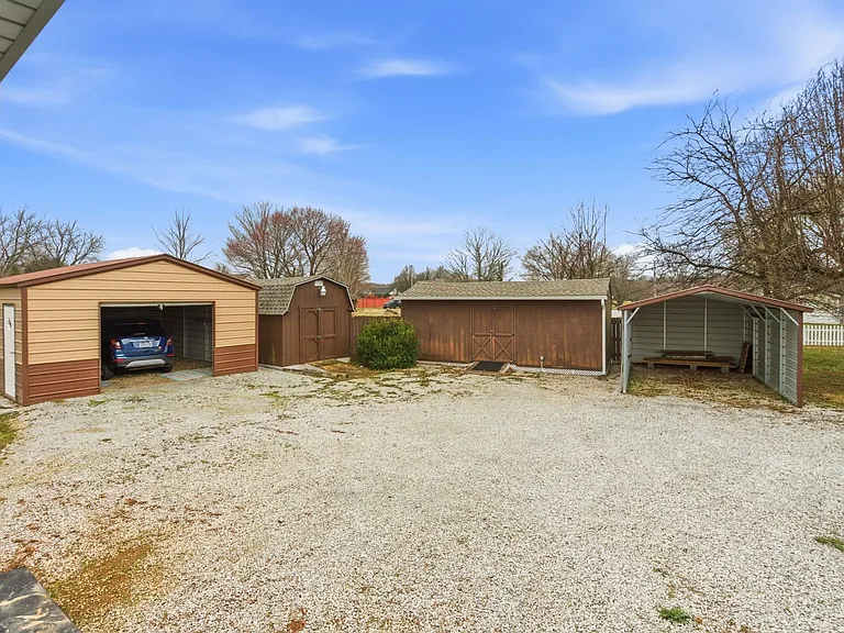 4971 Hyde Rd — Photo 2