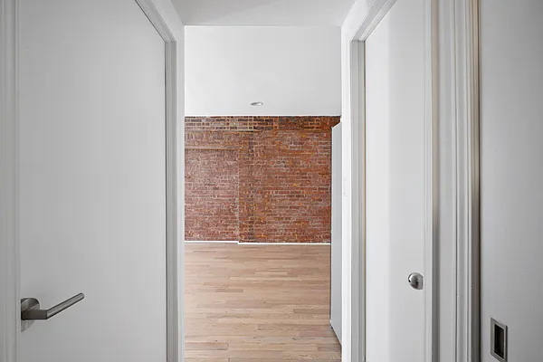 Rented by Corcoran | media 21