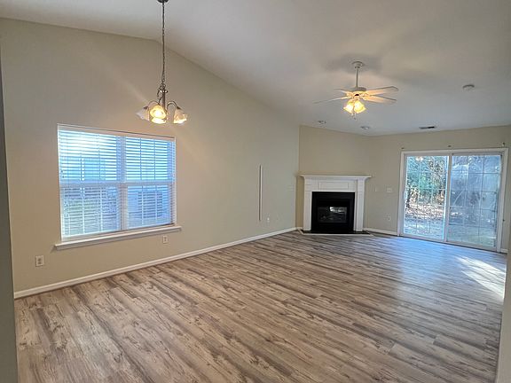 4th image of 4283 River Birch Dr SE
