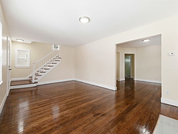 5th image of 16561 Lawton St