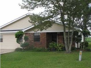2603 Phyllis Dr, New Iberia, LA 70560