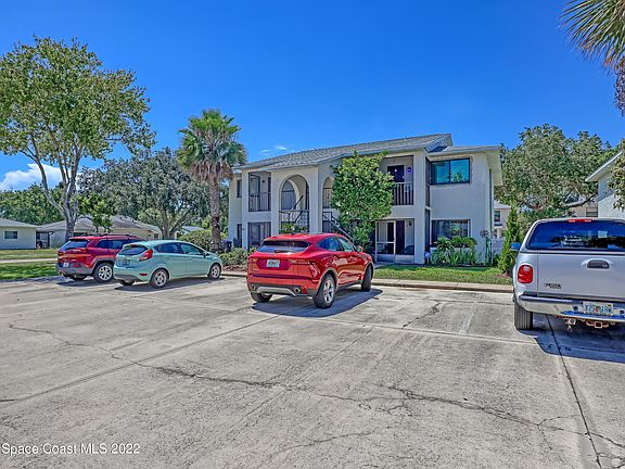 3rd image of 122 McNeela Dr #122