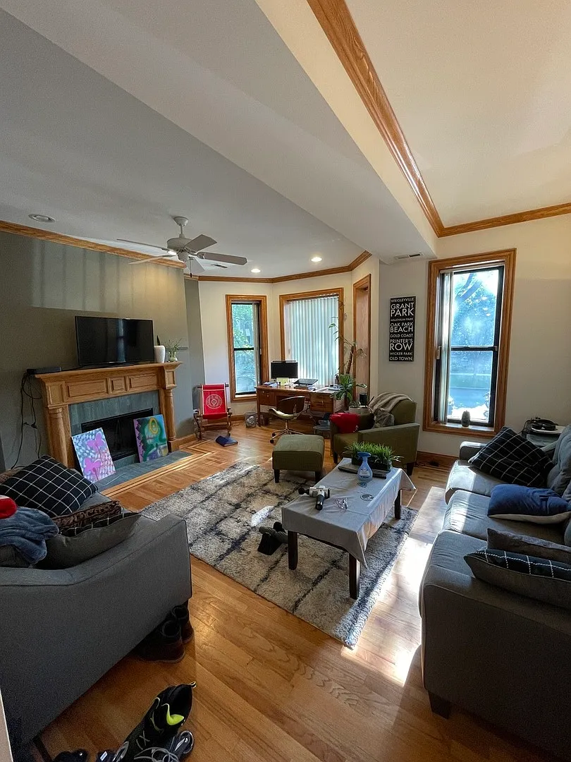 2 bed, 1100 sqft, $3,495 — Photo 2