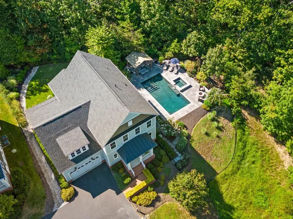 17200 Miss Packard Ct, Dumfries, VA 22026