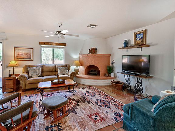 5th image of 886 W Arbor Ridge Dr