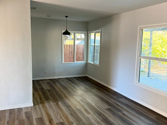 5th image of 811 W Avenue J6