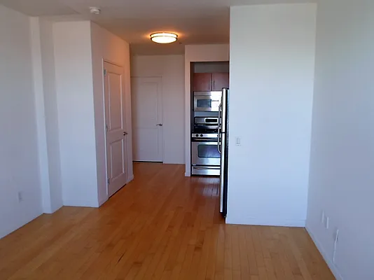 Sold by Manhattan Network Inc. | media 19