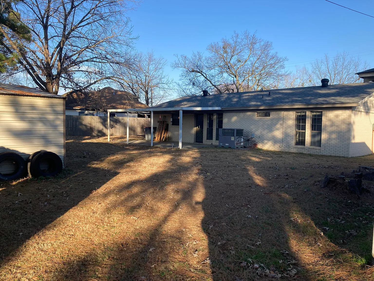 2 bed, 1.5 bath, 1255 sqft, $1,025 — Photo 2