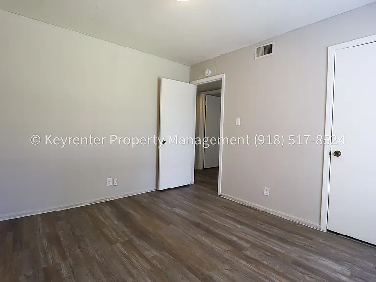 4318 E 67th St #571 — Photo 9
