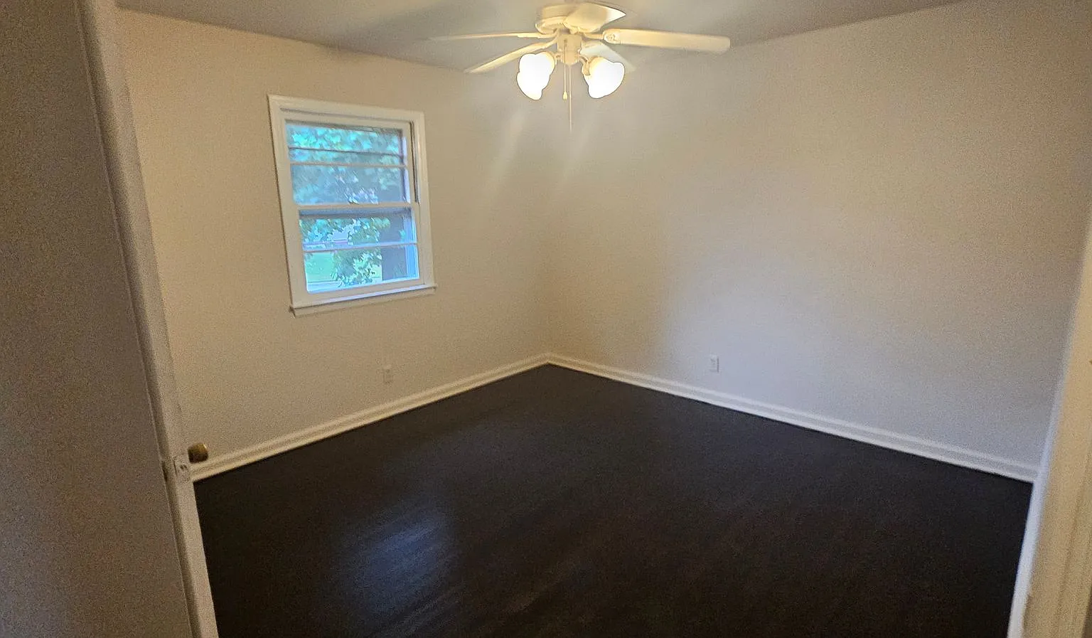 Sixteenth St Duplex-ZEE — Photo 4