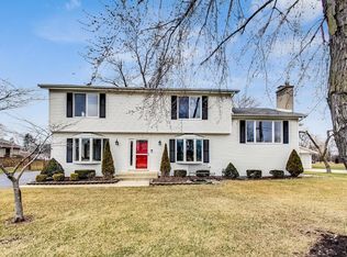 10116 Potter Rd, Des Plaines, IL 60016