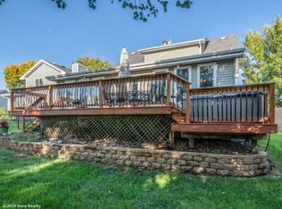 609 55th St, West Des Moines, IA 50266