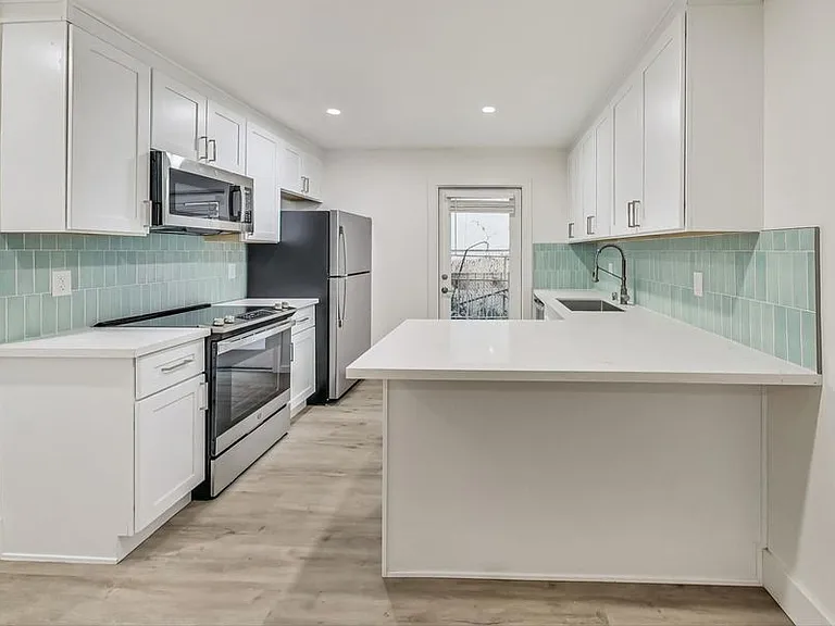 2537 Ellsworth St #C — Photo 1