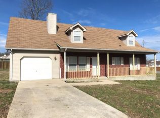 411 Bon Aqua Dr, La Vergne, TN 37086