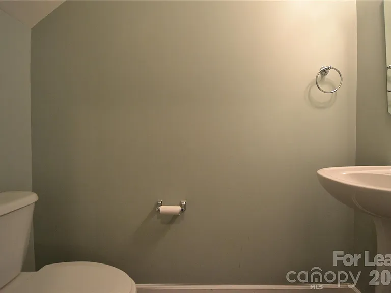 16512 Kettlewell Ln — Photo 13
