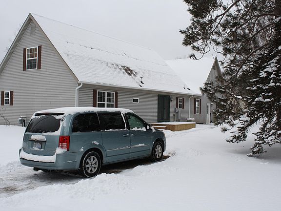 4th image of 1288 N Sleeper Dr