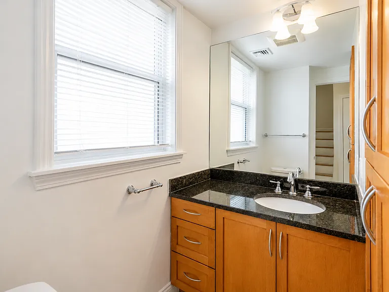 174 Sherman Rd — Photo 23