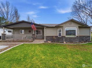 5603 E Hamilton Rd, Benton City, WA 99320