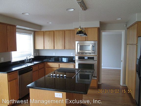 5th image of 2252 NW 27th Cir