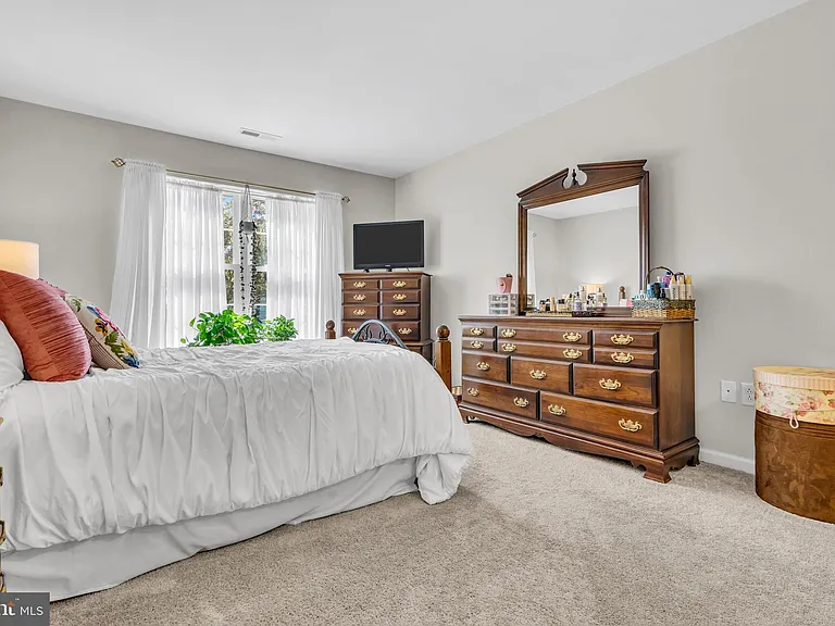 1307 Bennett Pl — Photo 24