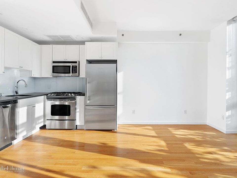 1st image of 82 Irving Pl APT 5D