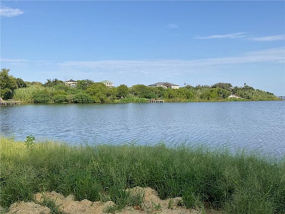 4th image of 627 County Road 3651