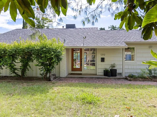 1212 Clinton Rd, Sacramento, CA 95825