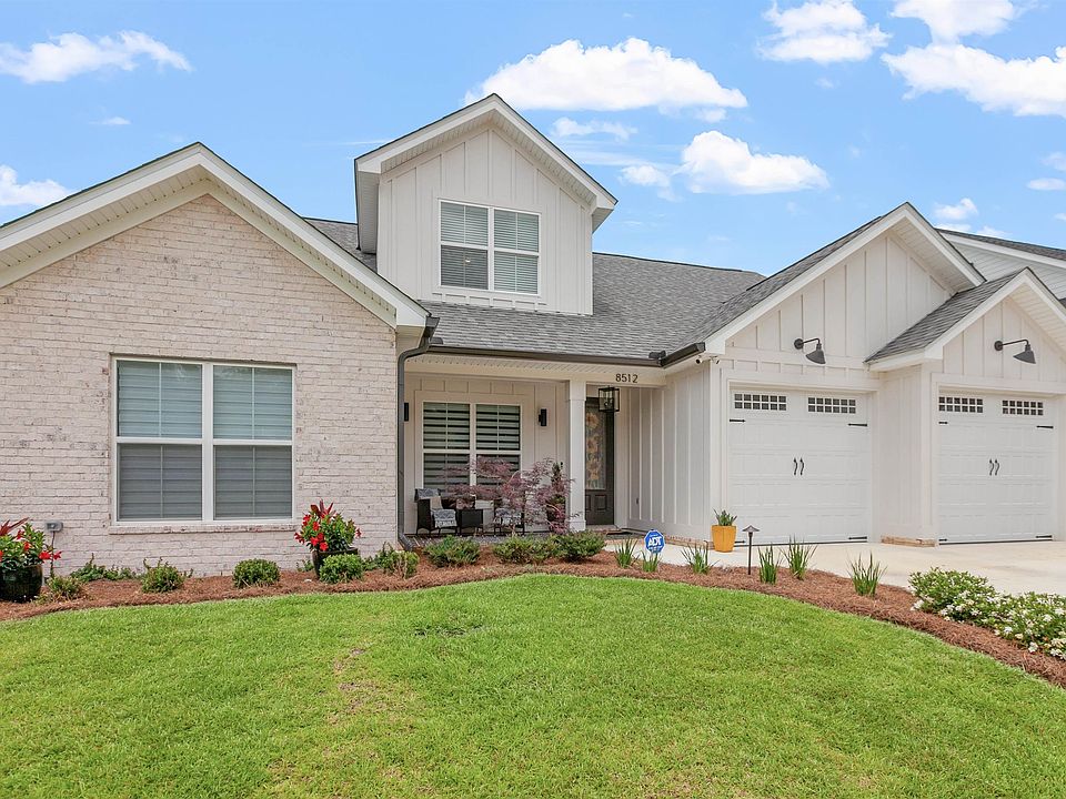 1st image of 8512 Castle Pine Dr