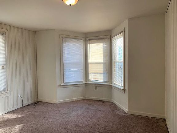 5th image of 2528 Boas St