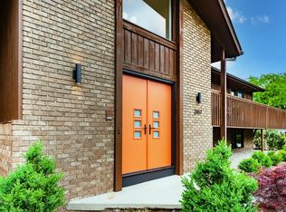 2657 Salisbury Ln, Ann Arbor, MI 48103