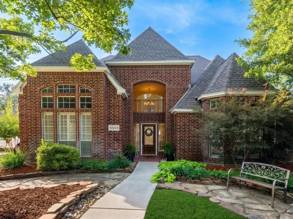 13203 April Mist Ct, Cypress, TX 77429
