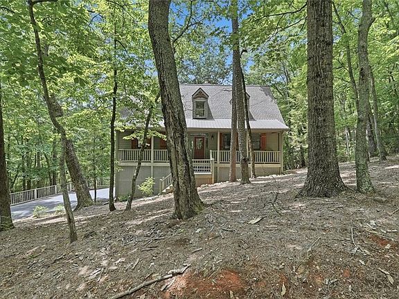 3rd image of 222 Bellflower Dr