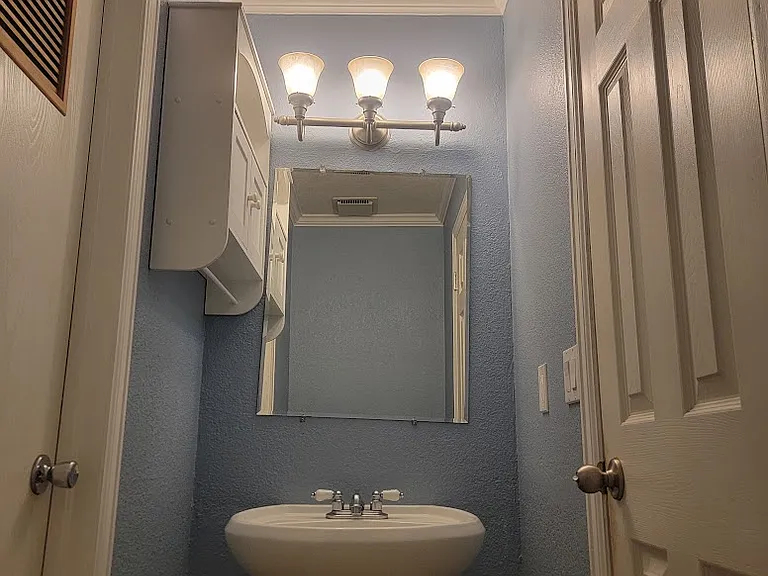2833 Quincy Ct — Photo 26