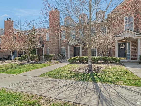 2nd image of 3358 Endsleigh Ln