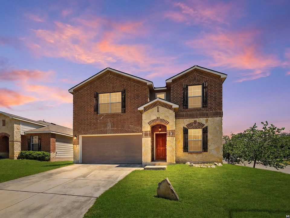 1st image of 12103 Amber Vista