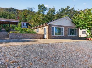 388 Level Hill Rd, Luray, VA 22835
