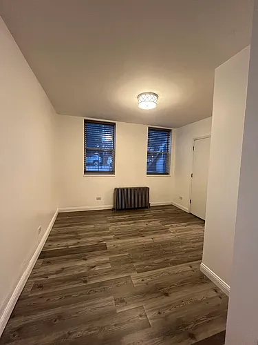 1500 W Thomas St Photo 1