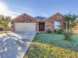 201 Cattlemans Creek Rd, Newark, TX 76071