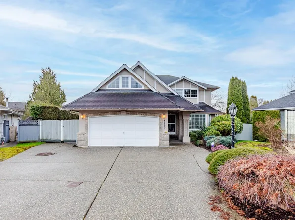 5663 186a St, Surrey, BC V3S 7N2