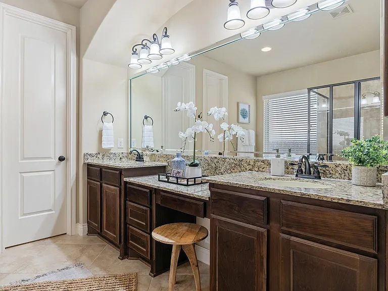 138 Meadow Run Dr — Photo 24