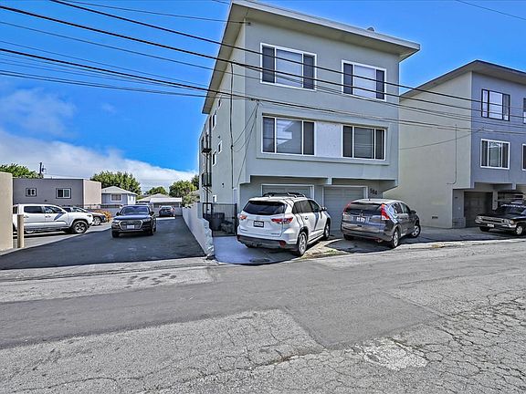 2nd image of 584 Hensley Ave
