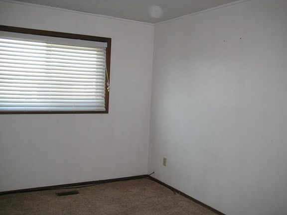 2nd image of 1842 N 1200th St W
