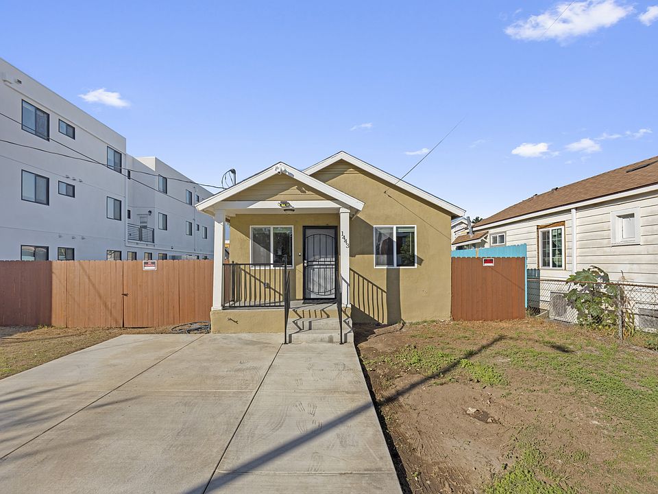 1st image of 1443 W 36th Pl