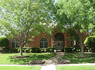 2687 Poinsettia Dr, Richardson, TX 75082