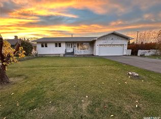 110 Railway Ave, Rosthern, SK S0K3R0