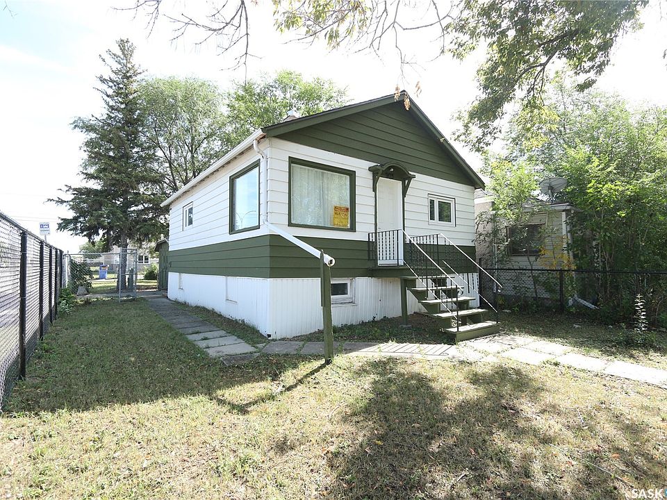 1st image of 903 Robinson Street
