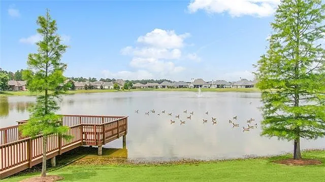 725 S Corniche Du Lac — Photo 32