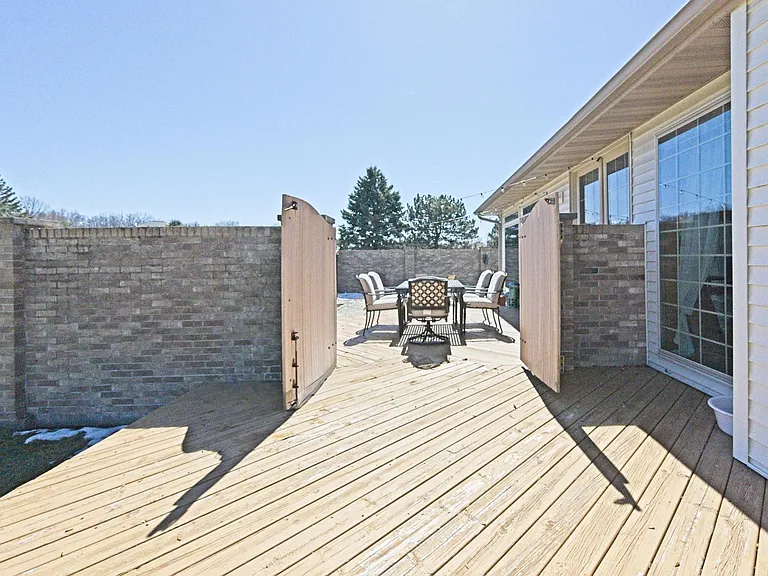 1805 Red Tail Dr — Photo 31