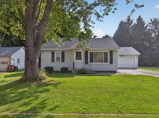 3533 E Gordon Dr, Spring Arbor, MI 49283