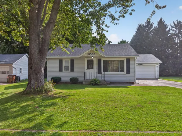 3533 E Gordon Dr, Spring Arbor, MI 49283